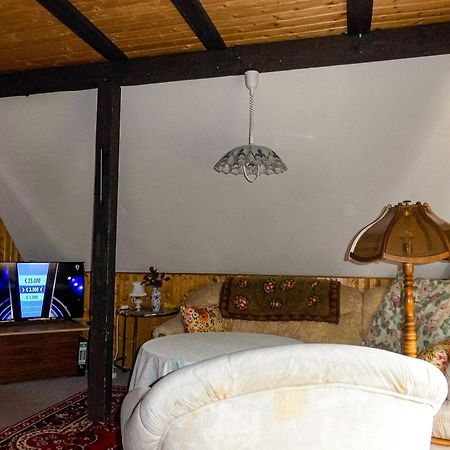 Bungalow Und Ferienwohnung Auf Ruegen Kluis Екстериор снимка