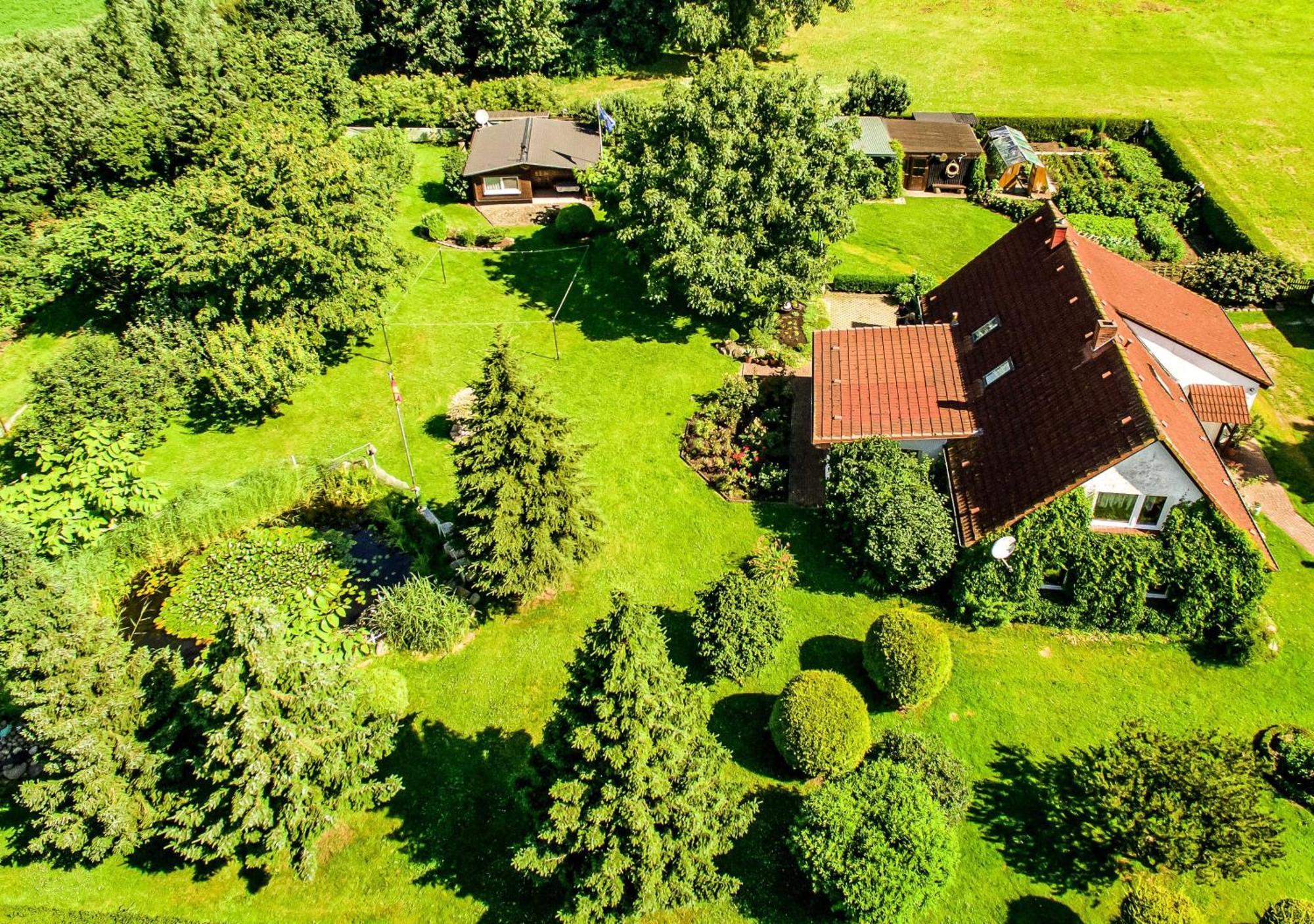 Bungalow Und Ferienwohnung Auf Ruegen Kluis Екстериор снимка