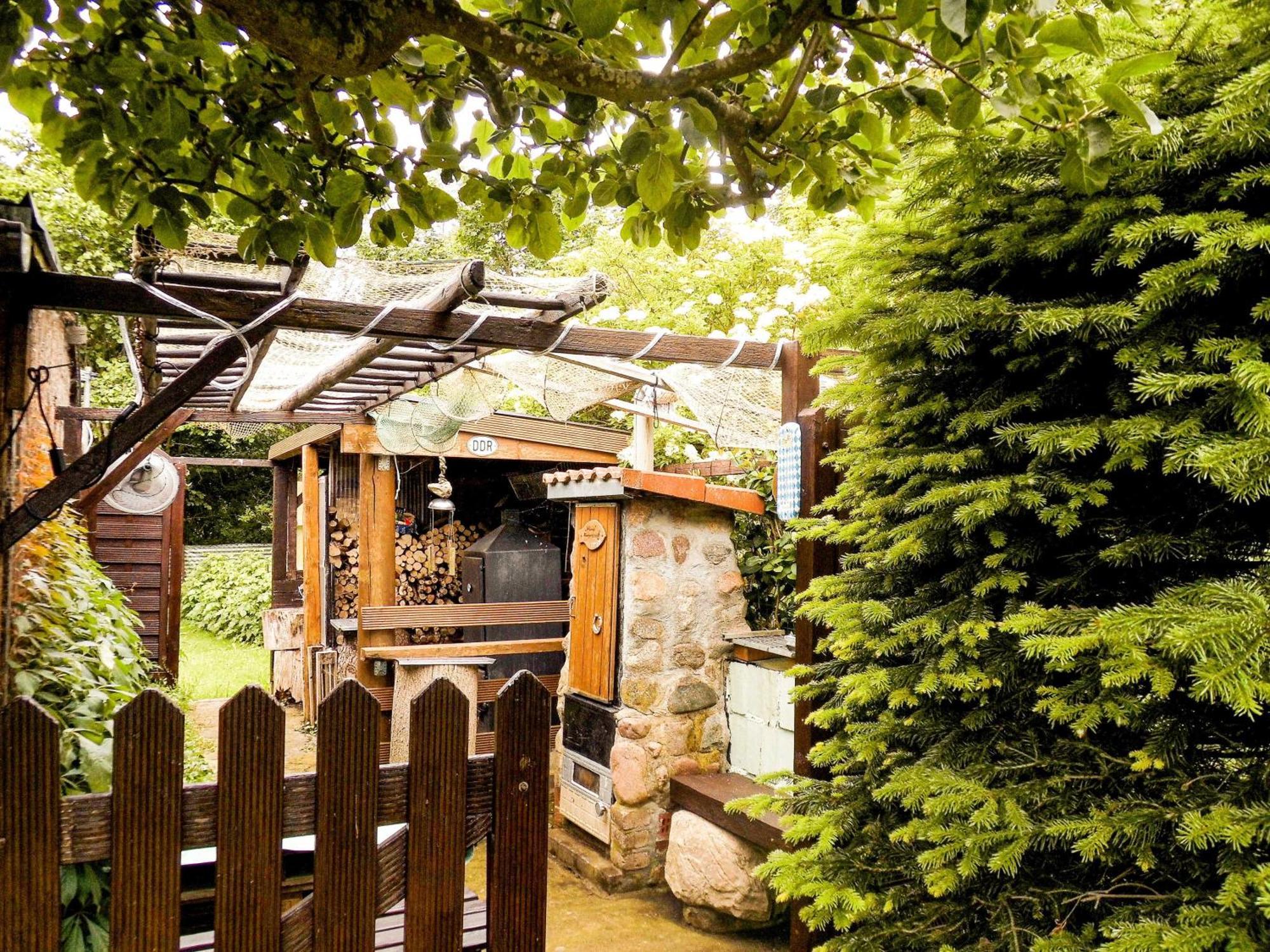 Bungalow Und Ferienwohnung Auf Ruegen Kluis Екстериор снимка