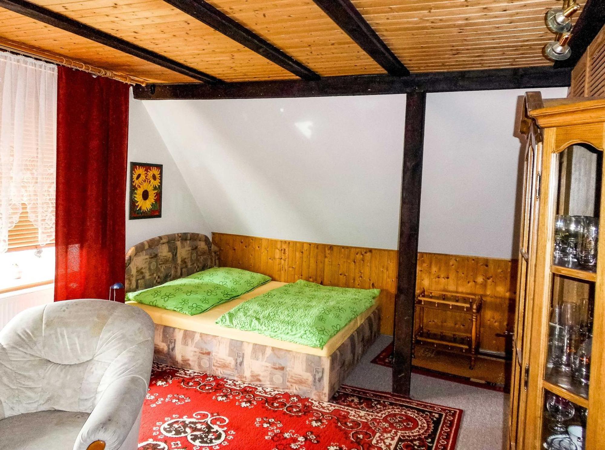 Bungalow Und Ferienwohnung Auf Ruegen Kluis Екстериор снимка